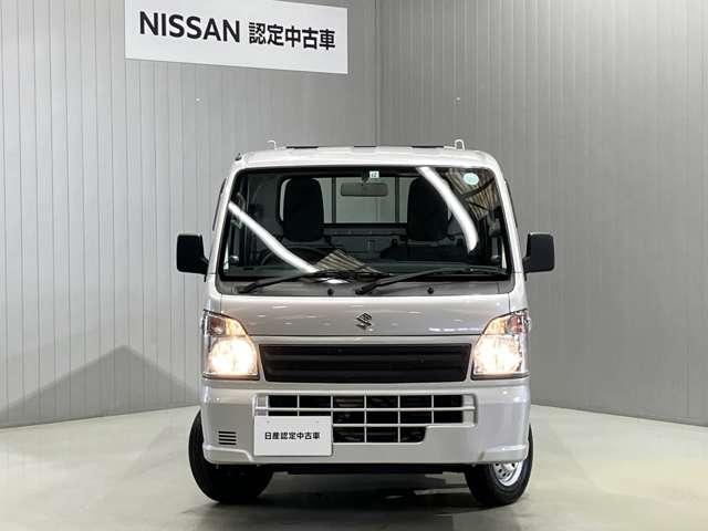 キャリイトラック ＫＣエアコン・パワステ農繁仕様　６６０　ＫＣ　エアコン・パワステ　農繁仕様　３方開　４ＷＤ　５Ｆ・マニュアルエアコン・ＣＤラジオ・オートライト・（7枚目）