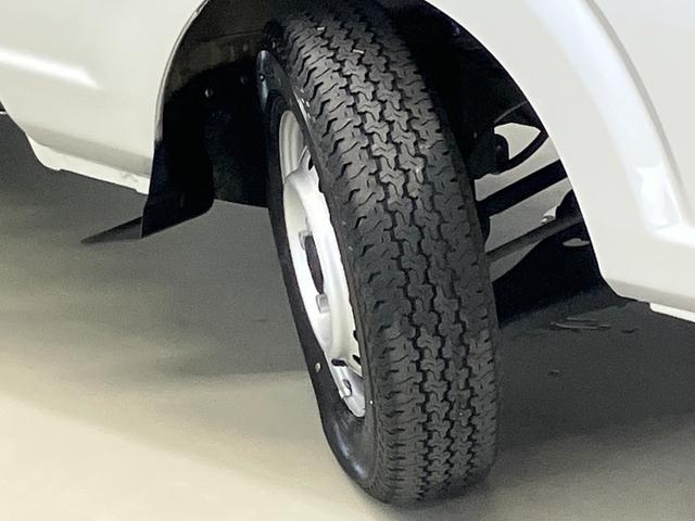 キャリイトラック ＫＣエアコン・パワステ農繁仕様　６６０　ＫＣ　エアコン・パワステ　農繁仕様　３方開　４ＷＤ　５Ｆ・マニュアルエアコン・ＣＤラジオ・オートライト・（33枚目）