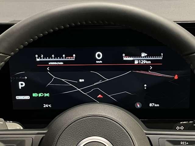 セレナ ハイウェイスターＶ　２．０　ハイウェイスターＶ　当社試乗車アップ・メーカーメモリーナビゲーション・左右オートスライドドア・プロパイロット・アラウンドビューモニター・ＥＴＣ・ドライブレコーダー・ＬＥＤヘッドライト・アルミ（3枚目）