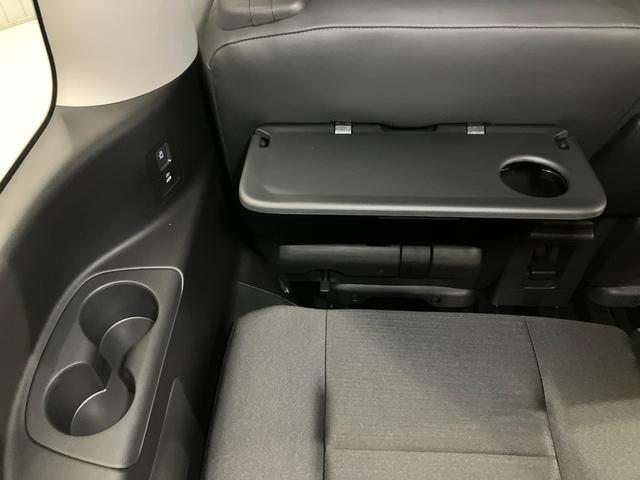 セレナ ハイウェイスターＶ　２．０　ハイウェイスターＶ　当社試乗車アップ・メーカーメモリーナビゲーション・左右オートスライドドア・プロパイロット・アラウンドビューモニター・ＥＴＣ・ドライブレコーダー・ＬＥＤヘッドライト・アルミ（28枚目）