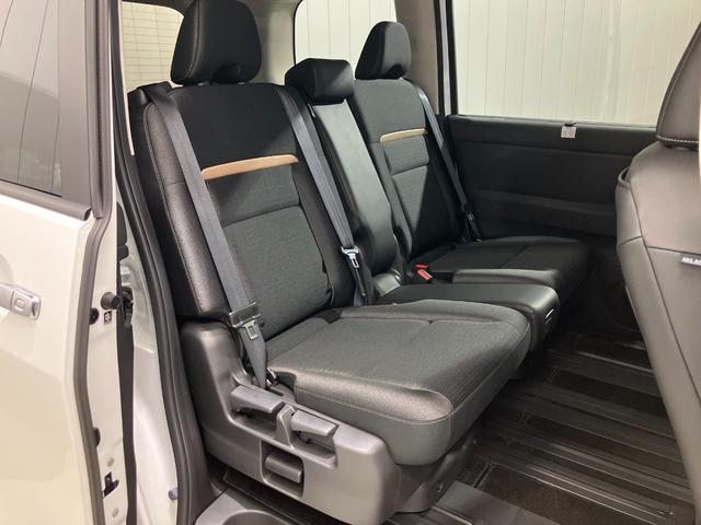 セレナ ハイウェイスターＶ　２．０　ハイウェイスターＶ　当社試乗車アップ・メーカーメモリーナビゲーション・左右オートスライドドア・プロパイロット・アラウンドビューモニター・ＥＴＣ・ドライブレコーダー・ＬＥＤヘッドライト・アルミ（31枚目）