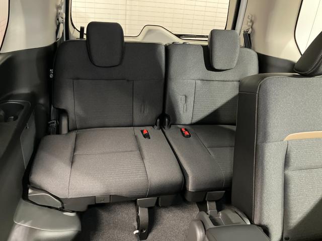 セレナ ハイウェイスターＶ　２．０　ハイウェイスターＶ　当社試乗車アップ・メーカーメモリーナビゲーション・左右オートスライドドア・プロパイロット・アラウンドビューモニター・ＥＴＣ・ドライブレコーダー・ＬＥＤヘッドライト・アルミ（32枚目）