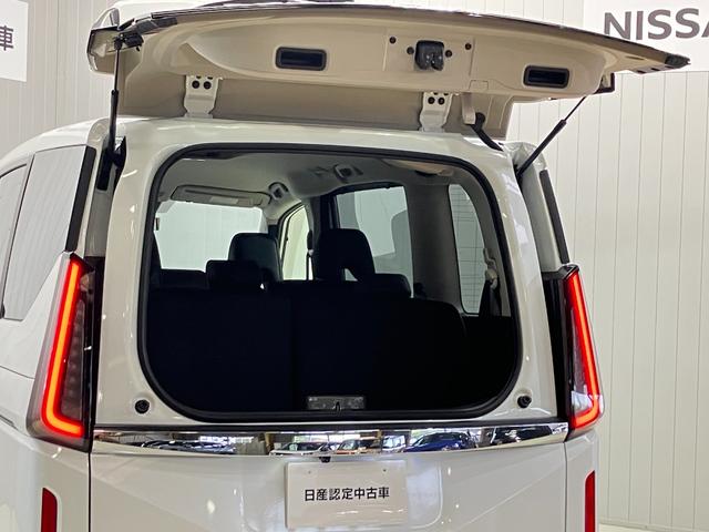 セレナ ハイウェイスターＶ　２．０　ハイウェイスターＶ　当社試乗車アップ・メーカーメモリーナビゲーション・左右オートスライドドア・プロパイロット・アラウンドビューモニター・ＥＴＣ・ドライブレコーダー・ＬＥＤヘッドライト・アルミ（35枚目）