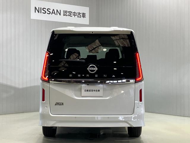 セレナ ハイウェイスターＶ　２．０　ハイウェイスターＶ　当社試乗車アップ・メーカーメモリーナビゲーション・左右オートスライドドア・プロパイロット・アラウンドビューモニター・ＥＴＣ・ドライブレコーダー・ＬＥＤヘッドライト・アルミ（41枚目）