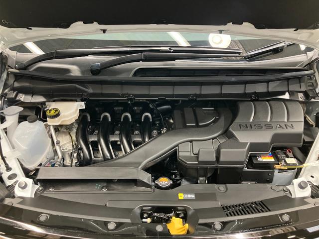 セレナ ハイウェイスターＶ　２．０　ハイウェイスターＶ　当社試乗車アップ・メーカーメモリーナビゲーション・左右オートスライドドア・プロパイロット・アラウンドビューモニター・ＥＴＣ・ドライブレコーダー・ＬＥＤヘッドライト・アルミ（42枚目）
