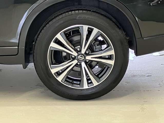 エクストレイル ２０Ｘ　２．０　２０Ｘ　２列車　メモリーナビゲーション・全周囲カメラ・全席シートヒーターシート・ＥＴＣ・ドライブレコーダー・パワーバックドアＬＥＤヘッドライト・フォグランプ・アルミホイール・オートライト・（9枚目）