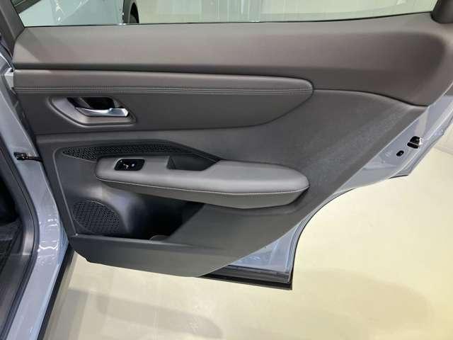 アリア B6 当社試乗車アップ・メーカーOPナビゲーション・プロパイロット・アラウンドビューモニター・ETC・サンルーフ・パワーシート・パワーリアゲート・LEDヘッドライト・フォグランプ・アルミホイールオートライト(11枚目)