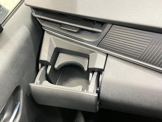 ノート Ｘ　１．２　Ｘ　当社試乗車アップ・純正メモリーナビゲーション・アラウンドビューモニター・プロパイロット・ＥＴＣ・ＬＥＤヘッドライト・フォグランプ・オートエアコン・オートライト・（41枚目）