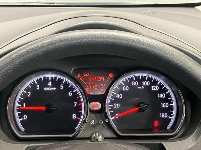 ノート Ｘ　１．２　Ｘ　ディーラーＯＰナビゲーション・バックモニター・ドライブレコーダー・フォグランプ・アルミホイール・オートライト・マニュアルエアコン（3枚目）