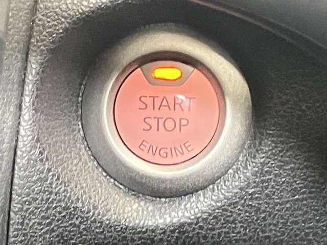 ノート Ｘ　１．２　Ｘ　ディーラーＯＰナビゲーション・バックモニター・ドライブレコーダー・フォグランプ・アルミホイール・オートライト・マニュアルエアコン（19枚目）