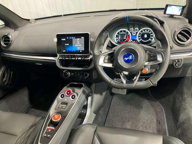 Ａ１１０ ＧＴ　ＥＴＣ・ドライブレコーダー・バックカメラ・本革シート・ヒーターシート・クルーズコントロール・ＬＥＤヘッドライト・アルミホイール・オートエアコン・オートライト（4枚目）