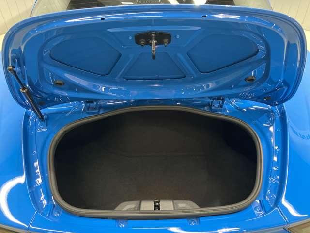 Ａ１１０ ＧＴ　ＥＴＣ・ドライブレコーダー・バックカメラ・本革シート・ヒーターシート・クルーズコントロール・ＬＥＤヘッドライト・アルミホイール・オートエアコン・オートライト（10枚目）