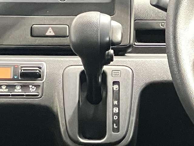 ワゴンＲ ハイブリッドＦＸ　６６０　ハイブリッド　ＦＸ　ＣＤラジオ・アルミホイール（外品）・運転席ヒーターシート・オートライト・（17枚目）