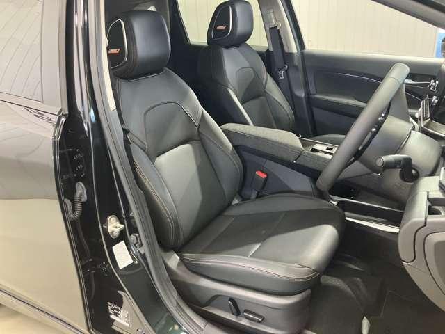 オーラ G 90周年記念車 1.2 G 90周年記念車 滝野西展示TEL0795-48-3241担当小林当社試乗車アップ・メーカーOPナビ・全周囲カメラ・ステアリングヒーター・前席シートヒーター・ワイヤレス充電器・プロパイロット(9枚目)