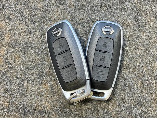 オーラ G 90周年記念車 1.2 G 90周年記念車 滝野西展示TEL0795-48-3241担当小林当社試乗車アップ・メーカーOPナビ・全周囲カメラ・ステアリングヒーター・前席シートヒーター・ワイヤレス充電器・プロパイロット(50枚目)