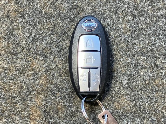 �y�C���e���W�F���g�L�[�z�L�����ԏ�łǂ��Ɏ~�߂�����Ȃ����I�����R���X�C�b�`�{�^���������ƃN���}���s�b�Ɖ��ƃn�U�[�h�����v�ŉ����Ă���܂��I