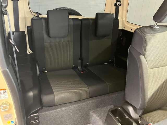 ジムニー XC 660 XC 4WD 5F・クルーズコントロール・ETC・ドライブレコーダー・バックカメラ・LEDヘッドライト・アルミホイール・フォグランプ・オートエアコン・オートライト運転席ヒーターシート(10枚目)