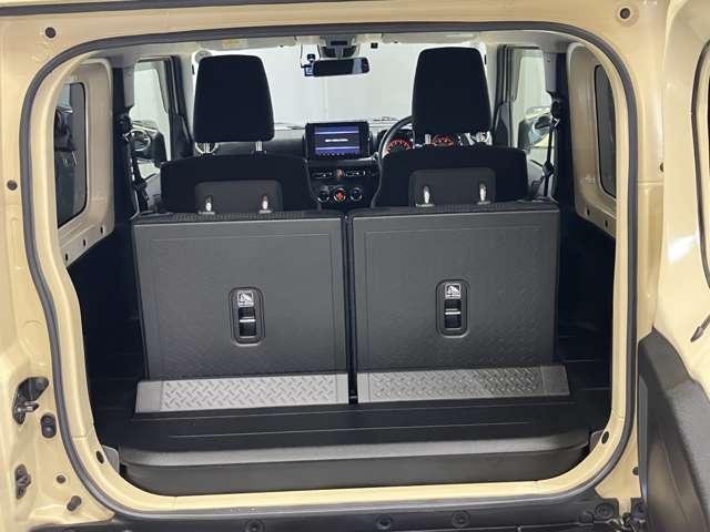 ジムニー XC 660 XC 4WD 5F・クルーズコントロール・ETC・ドライブレコーダー・バックカメラ・LEDヘッドライト・アルミホイール・フォグランプ・オートエアコン・オートライト運転席ヒーターシート(11枚目)