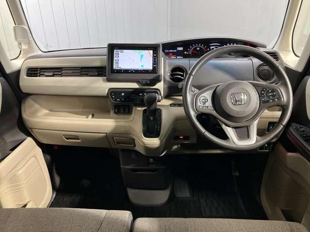 Ｎ－ＢＯＸ Ｇ・Ｌターボホンダセンシング　６６０　Ｇ　Ｌ　ターボ　ホンダセンシング　純正メモリーナビゲーション・バックモニター・左右オートスライドドア・クルーズコントロール・ＬＥＤヘッドライト・オートエアコン・オートライト・（4枚目）