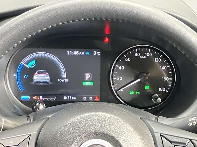 �y���[�^�[�z�V�C���`�J���[�f�B�X�v���C�I��^�̃X�s�[�h���[�^�[�ƈ�̉����邱�Ƃɂ��A�h���C�o�[�̖ڐ��ړ����ɗ͗}���A���S�^�]���T�|�[�g���܂��I