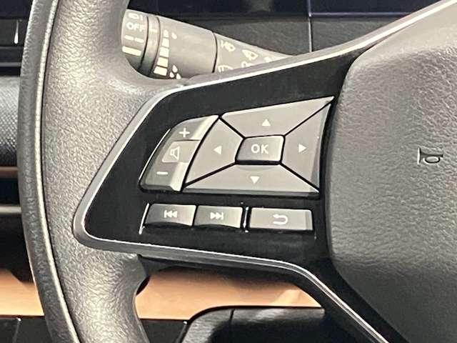 �y�n���h���X�C�b�`�z�n���h�������𗣂����ƂȂ��A�I�[�f�B�I�⃁�[�^�[�����j�^�[�̑��삪�ł���X�e�A�����O�X�C�b�`�t��