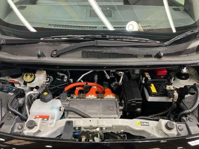 �d�C�����Ԃ̃����e�i���X�͓��Y�ɂ��C�����������B�d�C�����Ԃ�m��s�������v�����ŐV�̋@����g���Ă��Ԃ̓_���E���������{���܂��B�G���W���I�C���Ȃǂ��Ȃ��̂ŁA�����e�i���X��p�������̂����͓I�ł��B