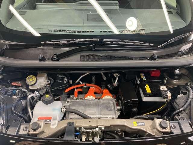 �d�C�����Ԃ̃����e�i���X�͓��Y�ɂ��C�����������B�d�C�����Ԃ�m��s�������v�����ŐV�̋@����g���Ă��Ԃ̓_���E���������{���܂��B�G���W���I�C���Ȃǂ��Ȃ��̂ŁA�����e�i���X��p�������̂����͓I�ł��B