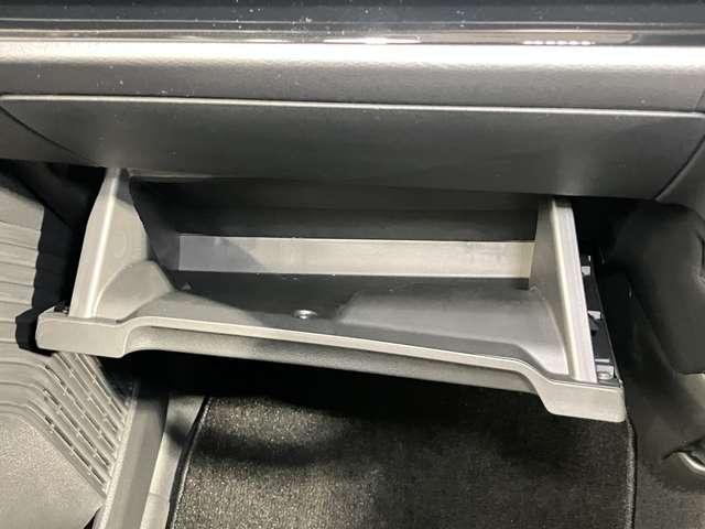 �u���[�X�y�[�X�v�g���₷�����[���A�g���₷���ꏊ�ɁB�l�X�ȏꏊ�Ɏ��[�X�y�[�X������g��������ǂ��̂Ŏԓ����X�b�L�������Y���ۂĂ܂�