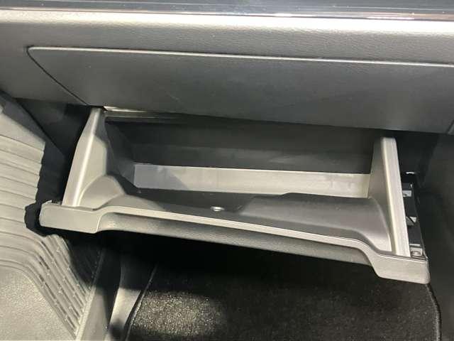 �u���[�X�y�[�X�v�g���₷�����[���A�g���₷���ꏊ�ɁB�l�X�ȏꏊ�Ɏ��[�X�y�[�X������g��������ǂ��̂Ŏԓ����X�b�L�������Y���ۂĂ܂�