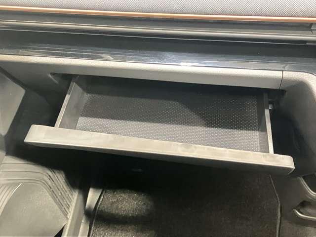 �e�B�b�V���{�b�N�X�����[�\�I�B���邱�ƂŎ������������肵�܂���