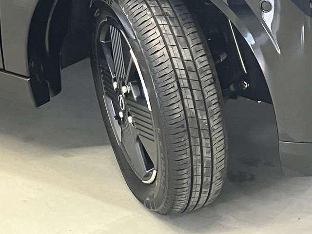 �����̂P�S�C���`�A���~�z�C�[���ŊO�ς��������悭�A�R�����ɂ���������Ă��܂���