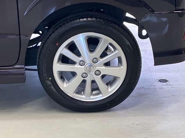 �����̂P�S�C���`�A���~�z�C�[���ŊO�ς��������悭�A�R�����ɂ���������Ă��܂���