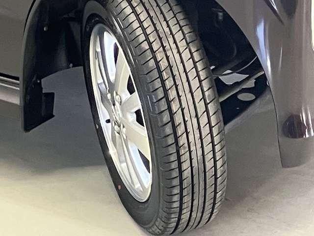 �����̂P�S�C���`�A���~�z�C�[���ŊO�ς��������悭�A�R�����ɂ���������Ă��܂���