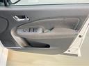 【運転席ドア】収納ポケットが付いているので運転席周りもスッキリ保てます★