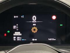 �ڥ᡼������˭�٤ʼ�ξ���󥳥�ƥ�Ĥ�ɽ�����롢�����ι⤤���Ū�ʣ���������顼�ǥ����ץ쥤�� 3