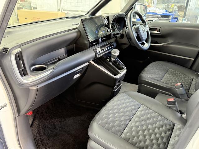 ヴォクシー Ｓ－Ｚ　１オーナー　ＰＶＭ　ＢＳＭ　ＨＵＤ　ＡＣＣ　シートＨ　両ＰＳＤ　ＥＴＣ２．０　ＤＶＤ／ＣＤ　安心降車アシスト　アドバンストドライブ　トヨタチームメイト　ＬＥＤターンランプ　純正１７インチＡＷ　ドラレコ（34枚目）