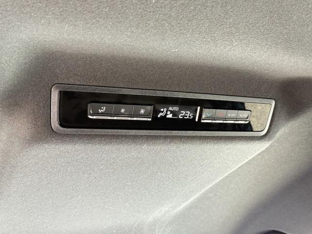 ヴォクシー Ｓ－Ｚ　１オーナー　ＰＶＭ　ＢＳＭ　ＨＵＤ　ＡＣＣ　シートＨ　両ＰＳＤ　ＥＴＣ２．０　ＤＶＤ／ＣＤ　安心降車アシスト　アドバンストドライブ　トヨタチームメイト　ＬＥＤターンランプ　純正１７インチＡＷ　ドラレコ（39枚目）