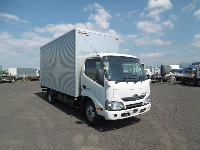 デュトロ 　令和１年式　日野　超低床　ＡＴ車　２トン標準ロング　アルミバン（13枚目）