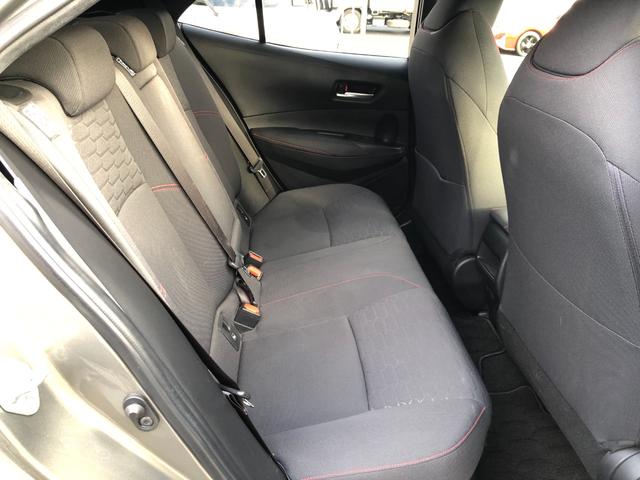 カローラスポーツ ハイブリッドＧ　Ｚ　１年保証　ディスプレイオーディオ　純正デジタルインナーミラー　フルセグ　バックカメラ　ｂｌｕｅｔｏｏｔｈ　ＥＴＣ　純正ドライブレコーダー　ブラインドスポットモニター（14枚目）