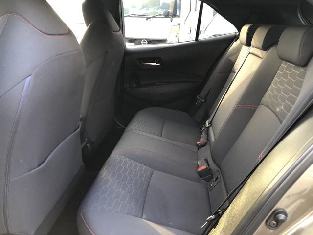 カローラスポーツ ハイブリッドＧ　Ｚ　１年保証　ディスプレイオーディオ　純正デジタルインナーミラー　フルセグ　バックカメラ　ｂｌｕｅｔｏｏｔｈ　ＥＴＣ　純正ドライブレコーダー　ブラインドスポットモニター（19枚目）