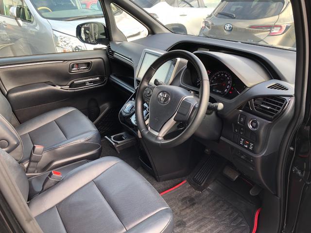 エスクァイア Ｇｉ　１年保証　純正１０型ナビ＆１２．１型フリップダウンモニター　モデリスタエアロ　前席シートヒーター　バックカメラ　ビルトインＥＴＣ　フルセグ　ｂｌｕｅｔｏｏｔｈ　ＤＶＤ再生　トヨタセーフティセンス（9枚目）