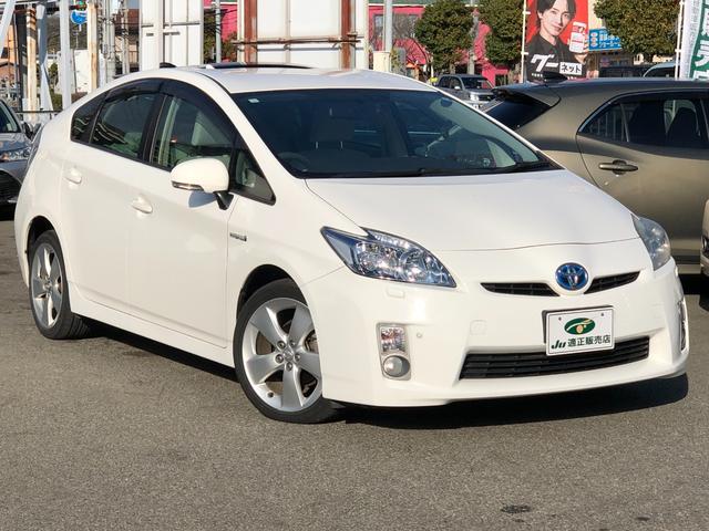 プリウス Ｓツーリングセレクション　純正ナビ　バックカメラ　ドライブレコーダー　前後コーナーセンサー　純正ＬＥＤヘッドライト　ワンセグ　ＤＶＤ再生　ビルトインＥＴＣ　プッシュスタート＆スマートキー（3枚目）