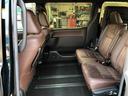 ハイブリッドＧｉ　プレミアムパッケージ　１年保証　トヨタセーフティセンス　Ｃａｒｒｏｚｚｅｒｉａ８型ナビ　デジタルインナーミラー　クルーズコントロール　前席シートヒーター　フルセグ　ｂｌｕｅｔｏｏｔｈ　ＣＤ／ＤＶＤ再生　ＥＴＣ（21枚目）