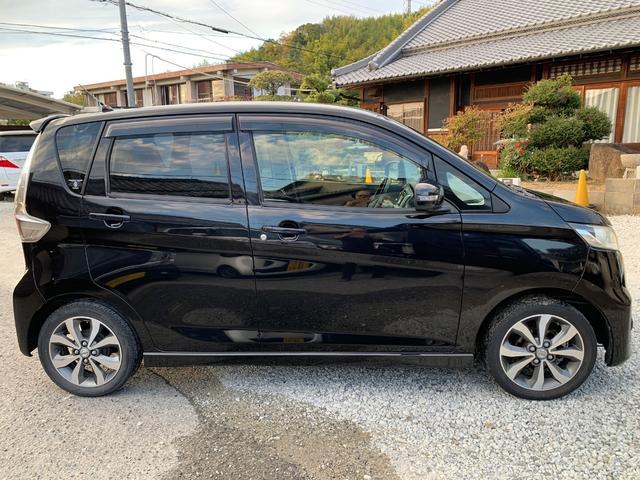 デイズ ハイウェイスター　Ｇターボ　ナビＴＶ　　Ｂカメラ　プッシュスタート　スマートキー　ＥＴＣ（4枚目）