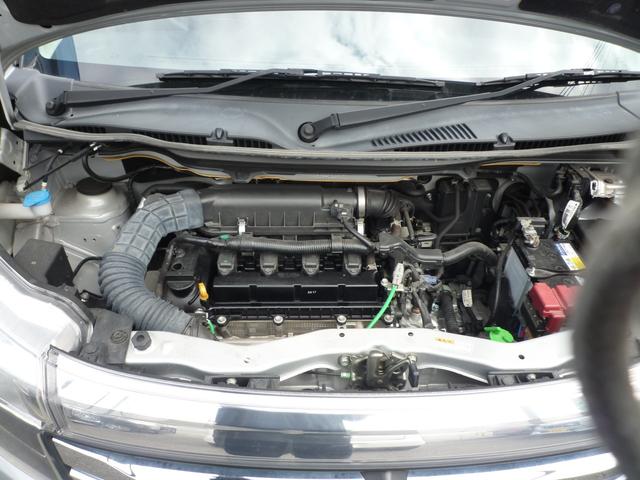 ソリオ ハイブリッドMX デュアルカメラブレーキサポート ストラーダナビ フルセグテレビ バックカメラ オートスライドドア プッシュスタート スマートキー サイドエアバック(17枚目)