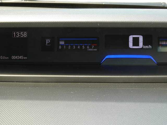 フリード＋ Ｇブラックスタイル　当社試乗車９インチ純正ナビ３カメドラレコＥＴＣバックカメラ両側電動スライドドアアダプティブクルーズコントロールシートヒーターＢｌｕｅｔｏｏｔｈ接続フルセグＴＶ１５インチ純正１５インチアルミホイール（40枚目）