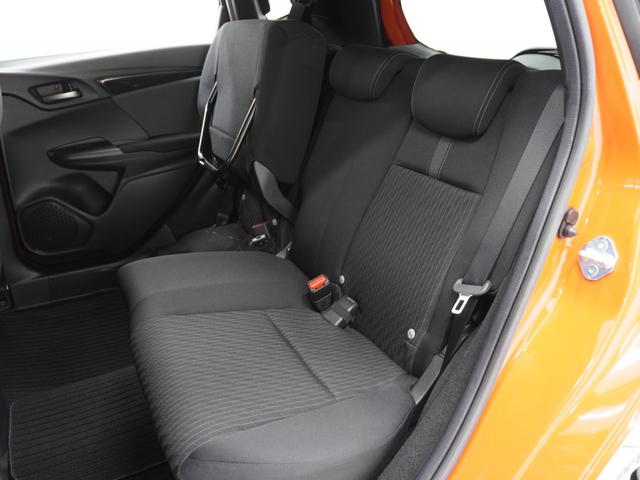 フィットハイブリッド Ｓパッケージ　ワンオーナー　７インチナビ　バックカメラ　ドラレコ　ＥＴＣ　クルーズコントロール　Ｂｌｕｅｔｏｏｔｈ　ＵＳＢ入力端子　ＬＥＤヘッドライト　パドルシフト　横滑り防止装置　禁煙車　純正アルミホイール（39枚目）