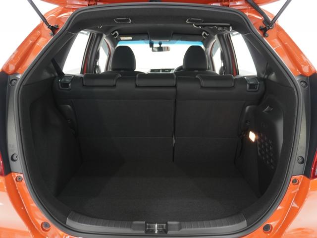 フィットハイブリッド Ｓパッケージ　ワンオーナー　７インチナビ　バックカメラ　ドラレコ　ＥＴＣ　クルーズコントロール　Ｂｌｕｅｔｏｏｔｈ　ＵＳＢ入力端子　ＬＥＤヘッドライト　パドルシフト　横滑り防止装置　禁煙車　純正アルミホイール（41枚目）