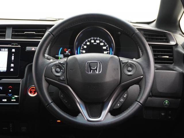 フィットハイブリッド Ｓパッケージ　ワンオーナー　７インチナビ　バックカメラ　ドラレコ　ＥＴＣ　クルーズコントロール　Ｂｌｕｅｔｏｏｔｈ　ＵＳＢ入力端子　ＬＥＤヘッドライト　パドルシフト　横滑り防止装置　禁煙車　純正アルミホイール（45枚目）