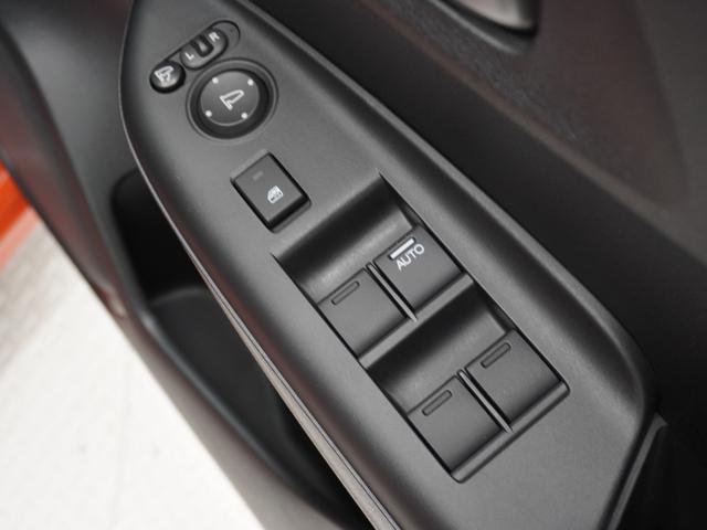 フィットハイブリッド Ｓパッケージ　ワンオーナー　７インチナビ　バックカメラ　ドラレコ　ＥＴＣ　クルーズコントロール　Ｂｌｕｅｔｏｏｔｈ　ＵＳＢ入力端子　ＬＥＤヘッドライト　パドルシフト　横滑り防止装置　禁煙車　純正アルミホイール（46枚目）